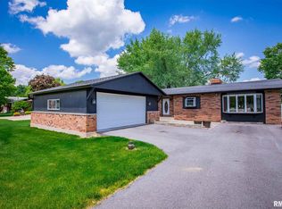 14027 78th Ave W, Taylor Ridge, IL 61284