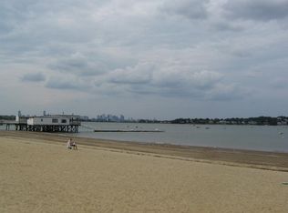 121 W Elm Ave, Quincy, MA 02170