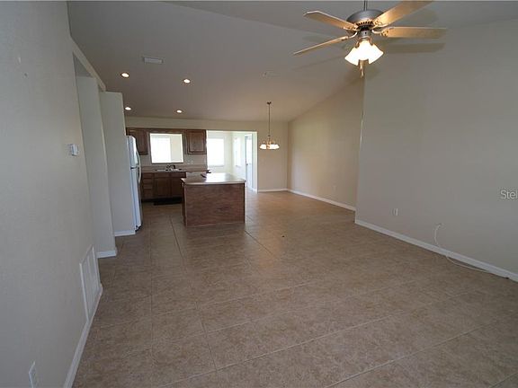 3rd image of 8211 Cozumel Ln #8211