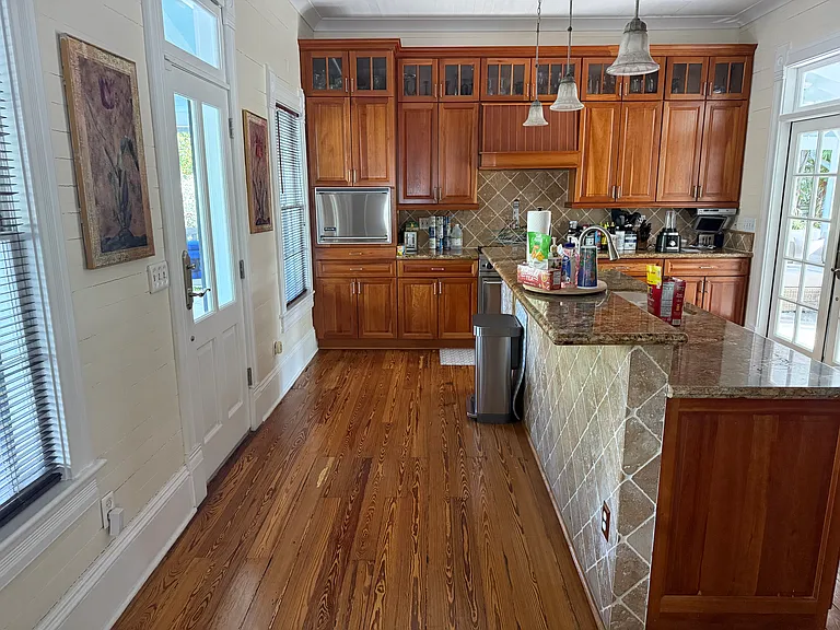 701 Waddell Ave — Photo 6