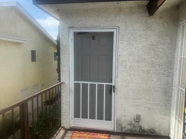 5052 Dunbar Dr #E — Photo 22