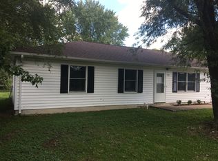 301 Southwest Cir, Centralia, MO 65240
