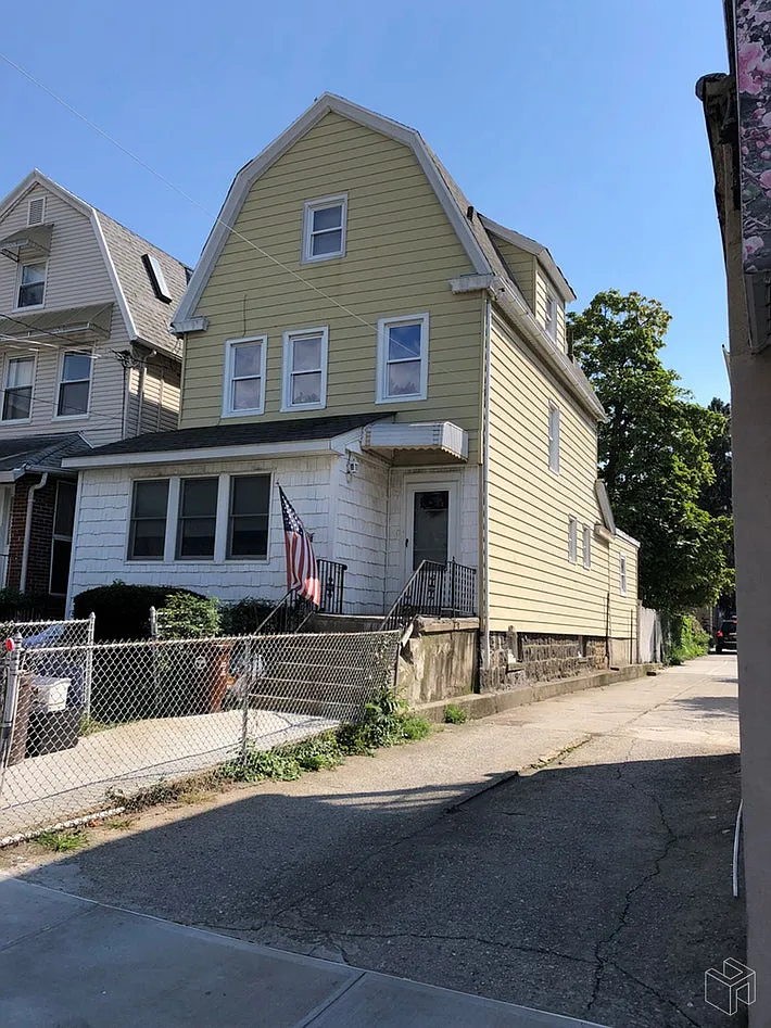 14612 34th Ave photo 1