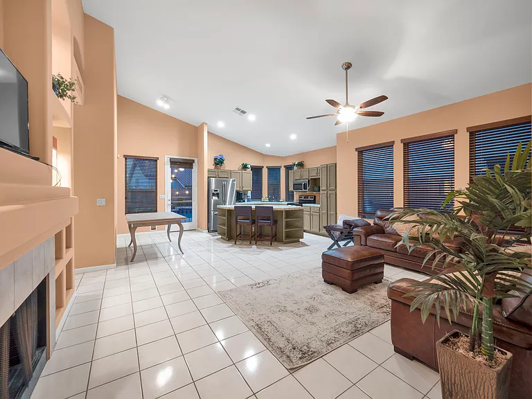 4232 E Rancho Caliente Dr — Photo 10