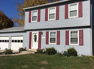350 Edgewood Dr, Perrysburg, OH 43551