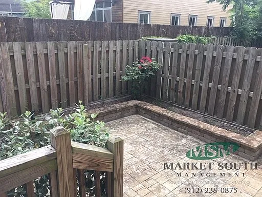 1705 Lincoln St — Photo 15