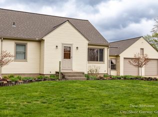 7678 Henry Ave, Jenison, MI 49428