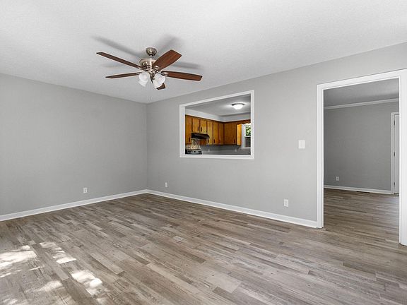 5th image of 1819 Warren Dr
