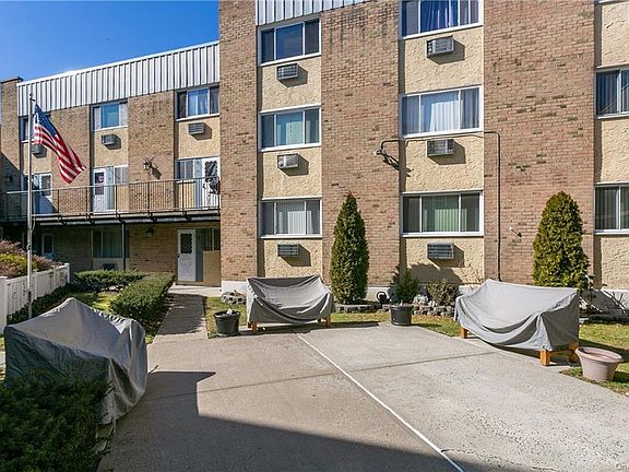 3rd image of 437 Palisade Ave APT F5