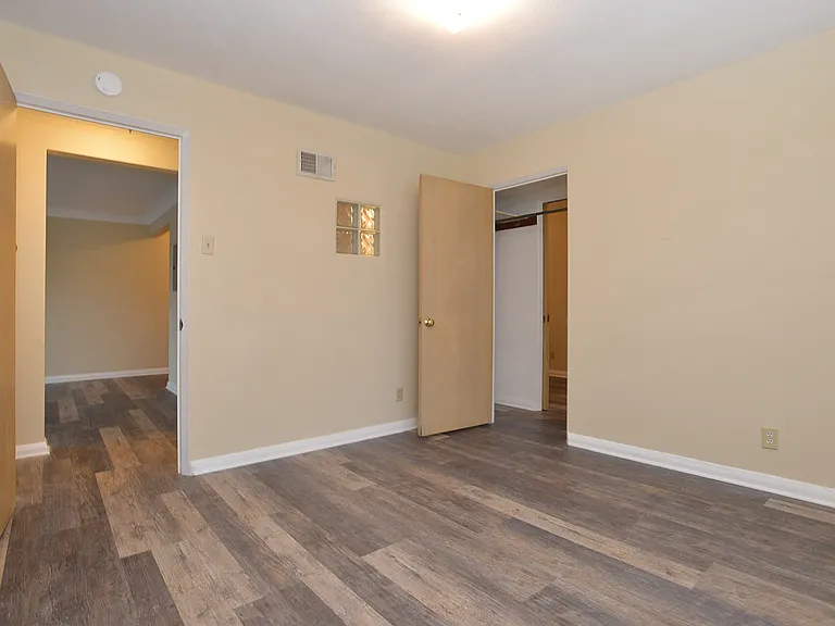 7024 Southland Ave #B — Photo 10