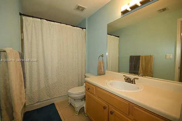 6001 SW 70th St #320 — Photo 5