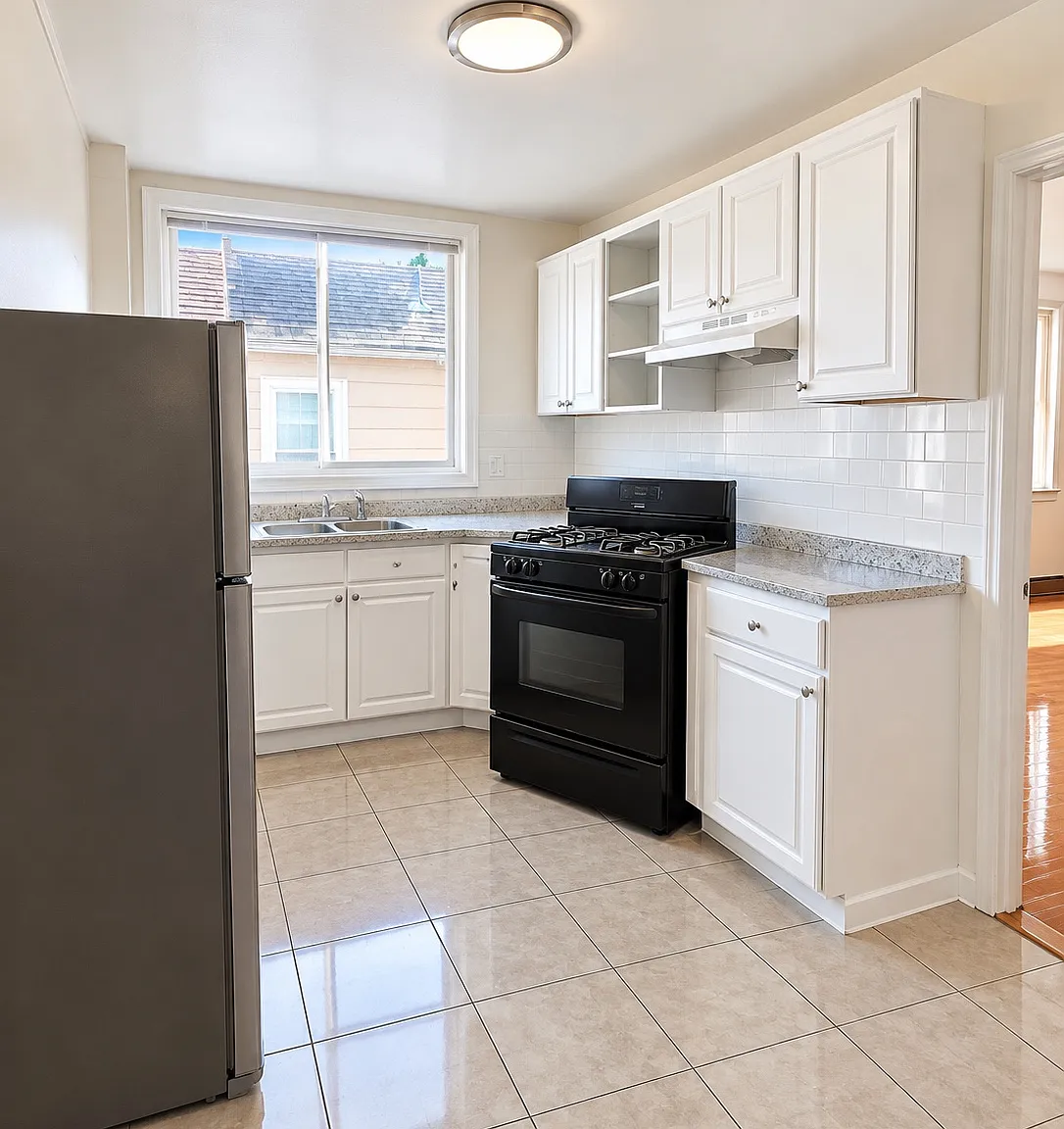 3 bed, $2,600 — Photo 4