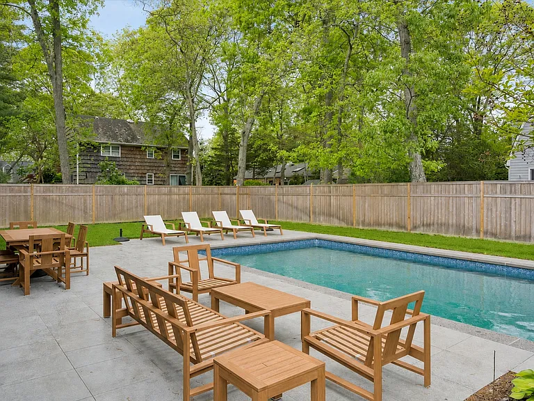 17 Heather Dr — Photo 13