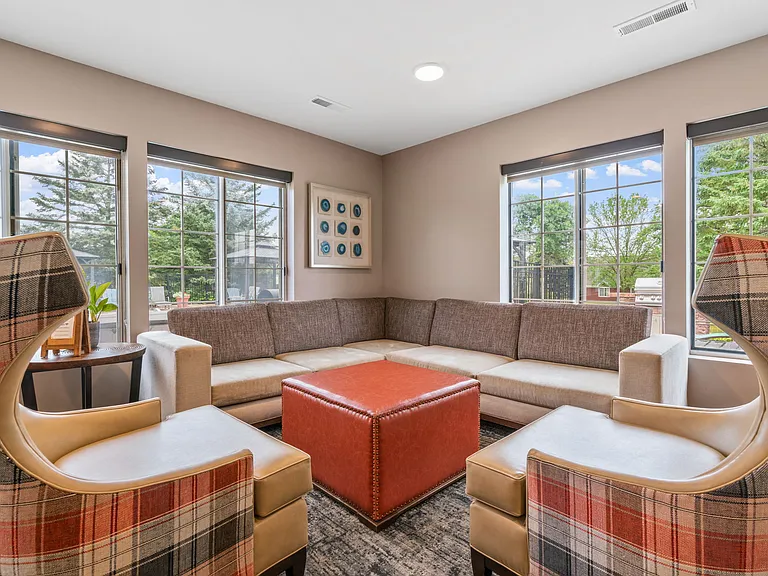 Mequon Trail Townhomes — Photo 6