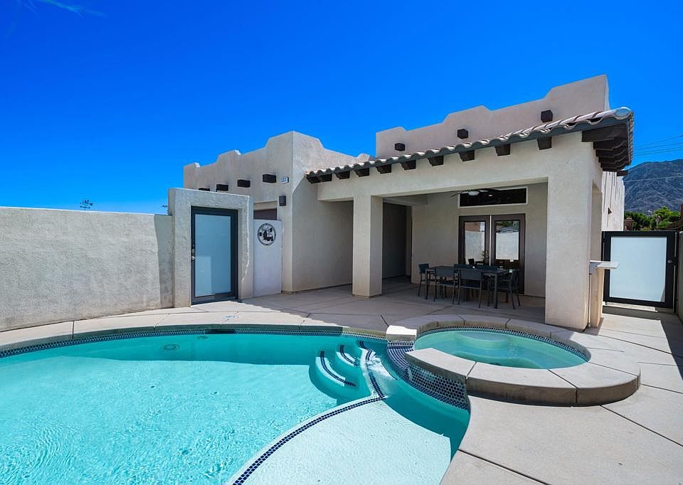 1st image of 53630 Avenida Carranza