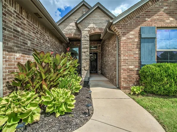 905 NW 189th Cir, Edmond, OK 73012