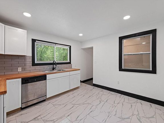 3rd image of 2963 N 17th St