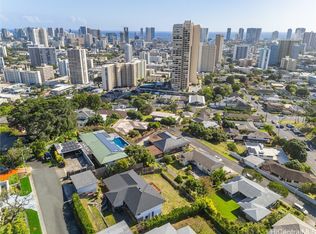 1233 Luna Pl, Honolulu, HI 96822