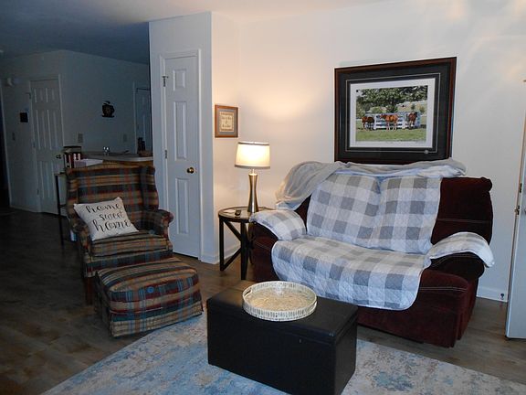 3rd image of 3805-3807 Sugar Creek Dr