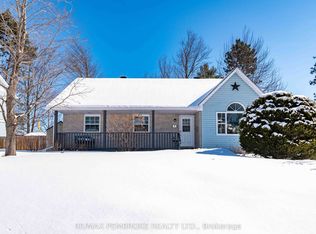 98 Spruce St, Petawawa, ON K8H 3H8