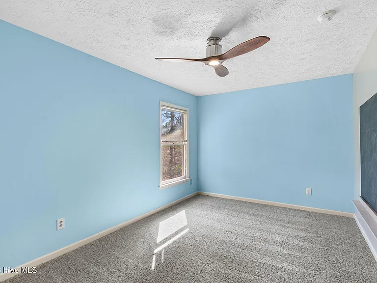 7666 Wilkins Dr — Photo 31