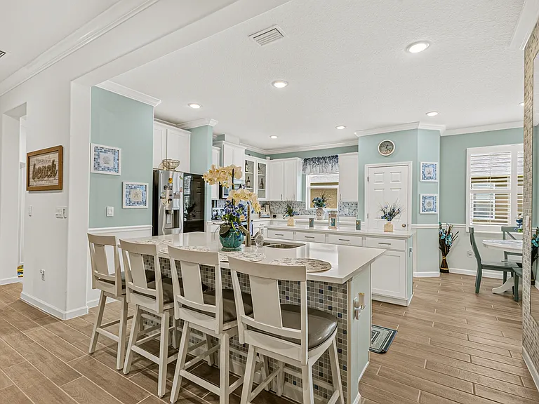 6691 Cameo Dr — Photo 12