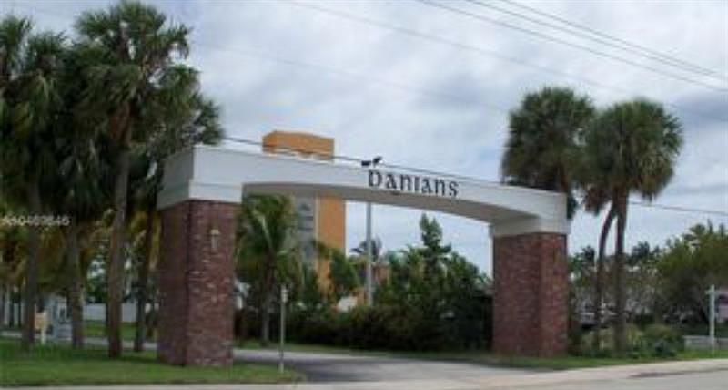 1st image of 505 E Dania Beach Blvd #3