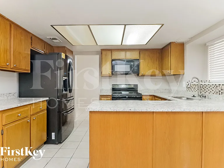 7034 Rusty Nail Way — Photo 9