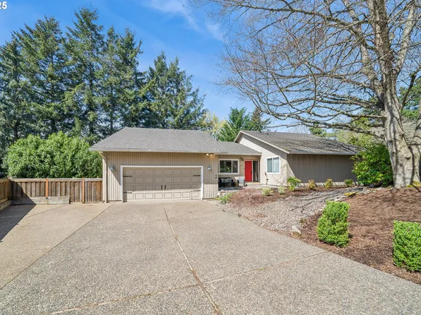 14 Hotspur St, Lake Oswego, OR 97035
