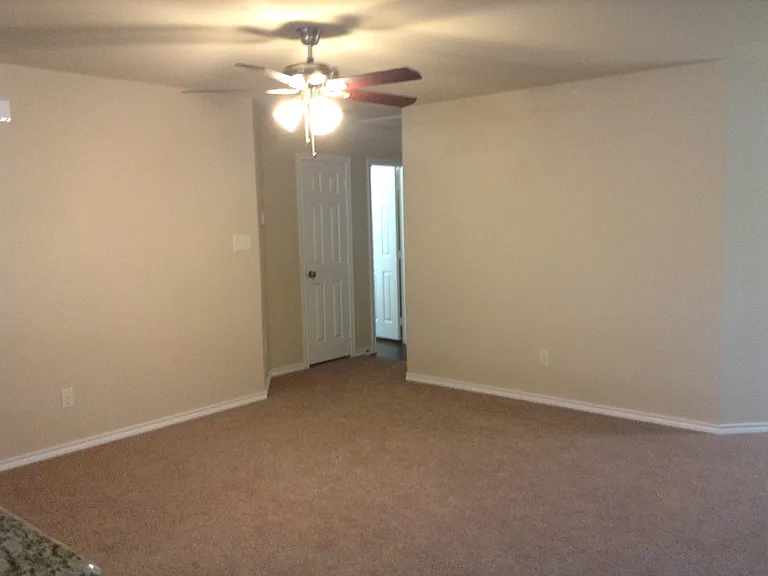 12100 Vista Oak Blvd — Photo 5