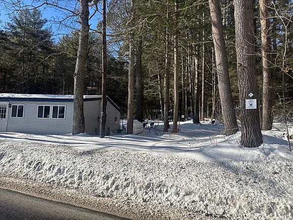 2nd image of 58 Base Hill Rd