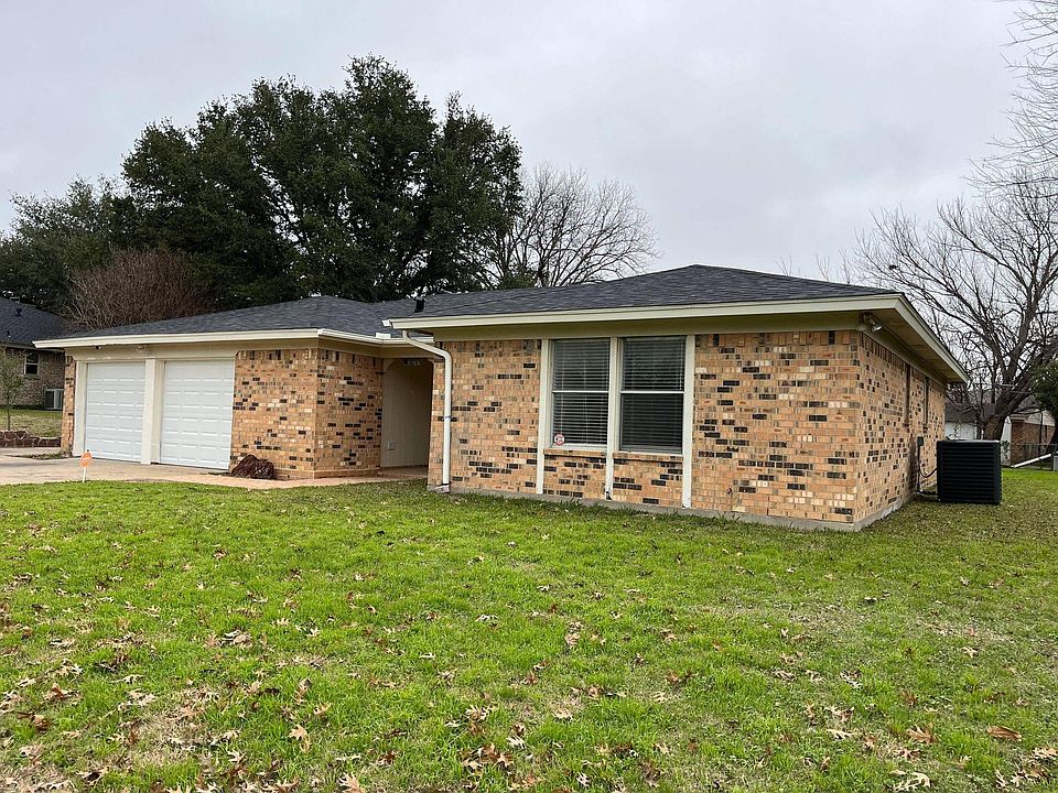 1st image of 421 Ferenz Ave