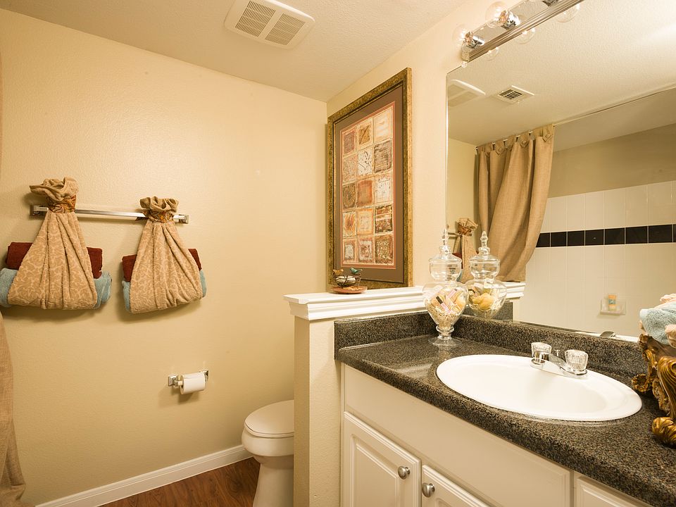 The Broadwater Apartment Rentals Pasadena, TX Zillow