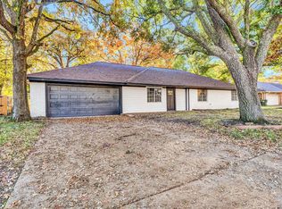 8312 Bucknell Dr, Tyler, TX 75703