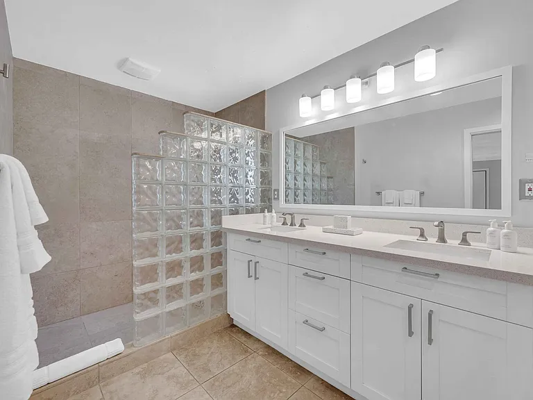 Ocean Mist Dr — Photo 29
