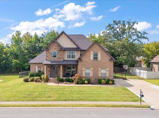 525 Piccadilly Dr, Murfreesboro, TN 37128