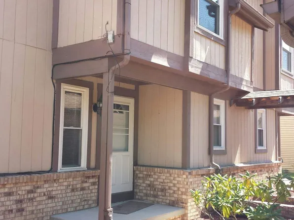 1010 Valley Side Dr #1012, Maumee, OH 43537