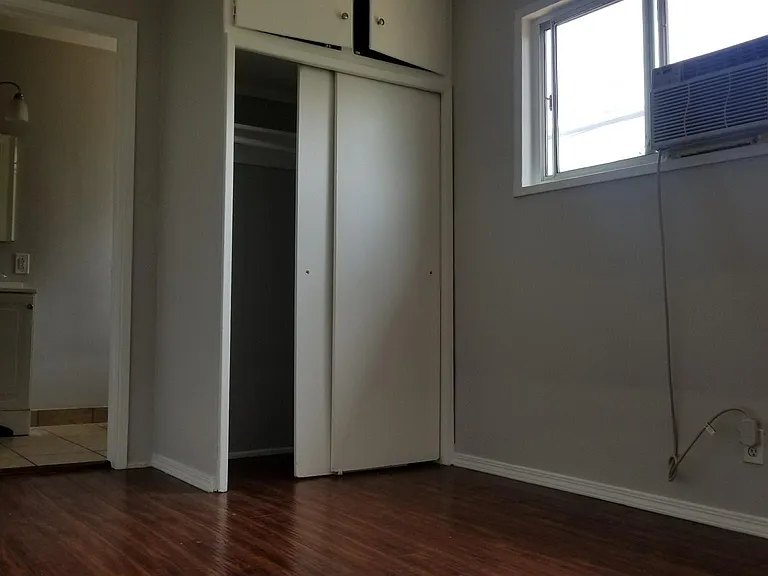 1240 N McCadden Pl #7 — Photo 10