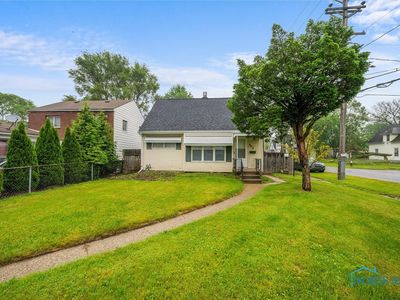 902 Coventry Ave, Toledo, OH, 43607