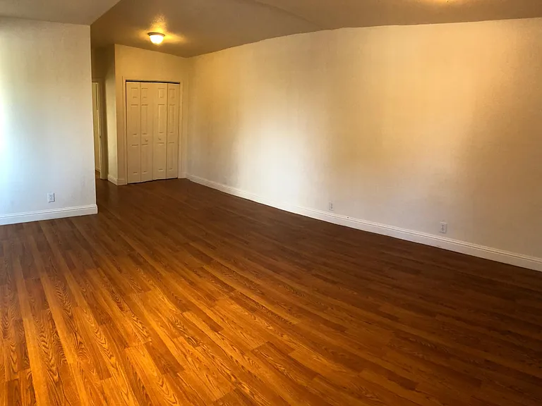 625 Bonnie St — Photo 4