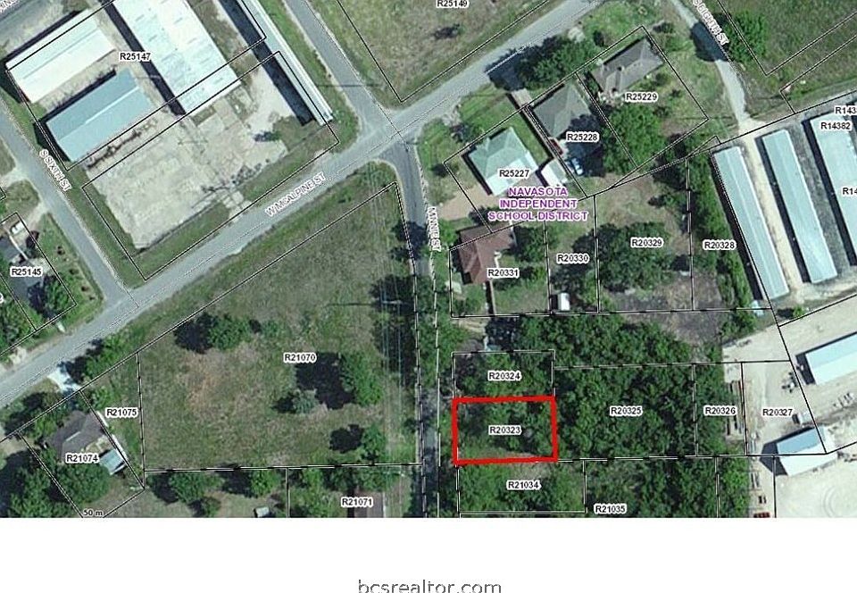 1st image of 217 Minnie St NW