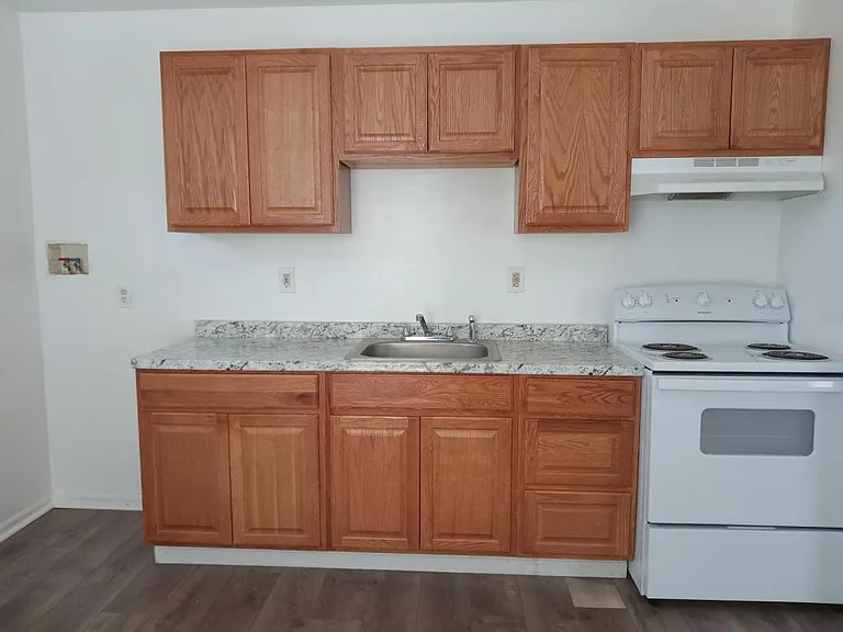 173 Hollingsworth Mnr — Photo 4