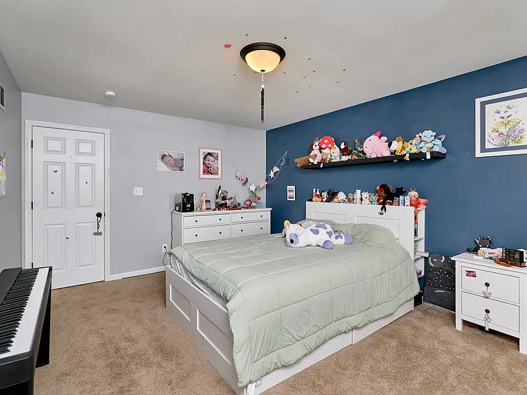 5233 Mirasol Manor Way — Photo 48