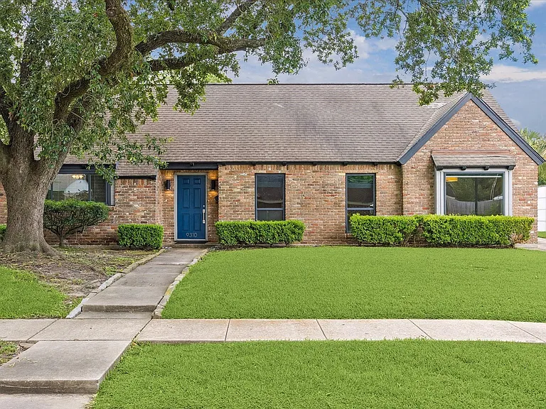 9310 Woodmeadow St — Photo 3