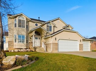 794 W 2300 S, Syracuse, UT 84075