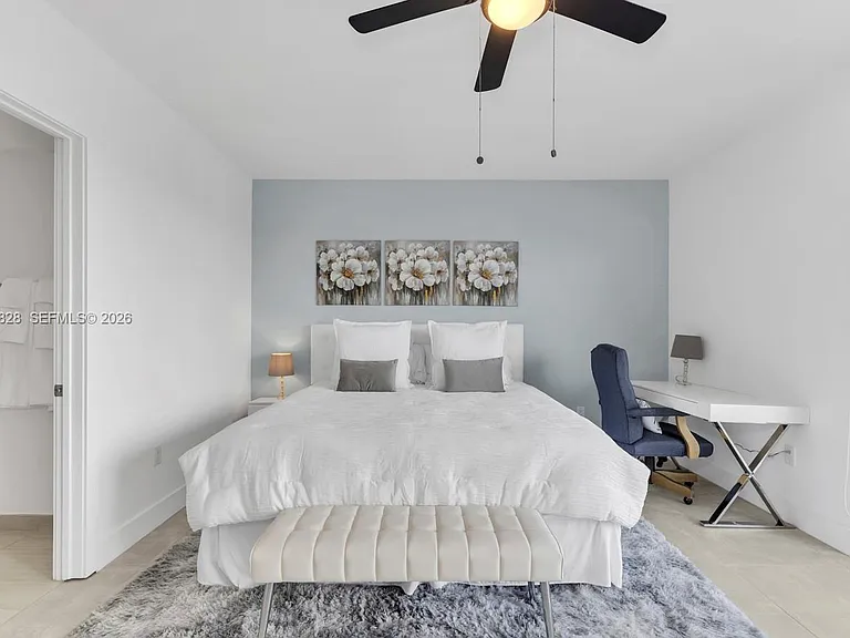 1180 N Federal Hwy #1009 — Photo 19