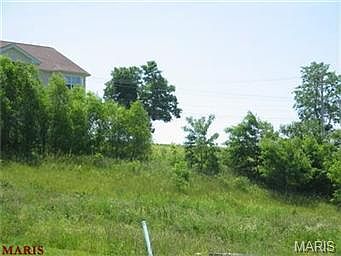 2nd image of 2616 Cardinal Crest Ct