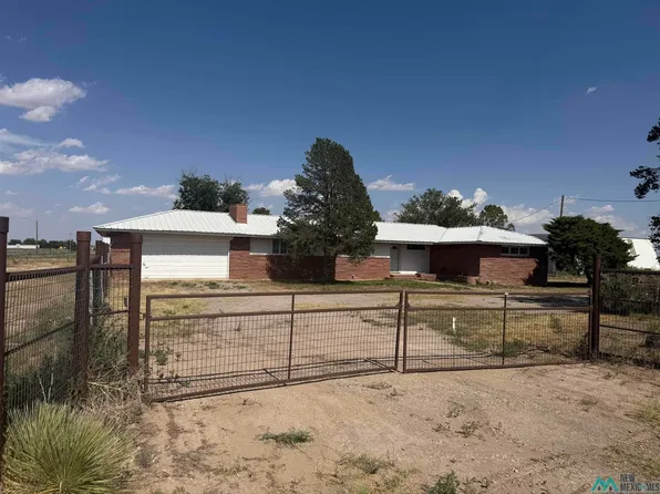 105 S Haldeman Rd, Artesia, NM 88210