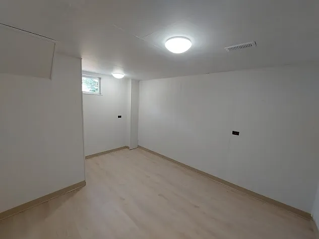 2 Bedroom Basement Suite Available! — Photo 2