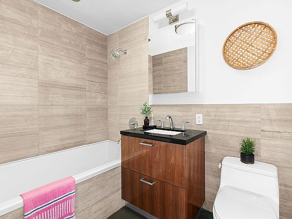 5th image of 253 4th Ave #5A